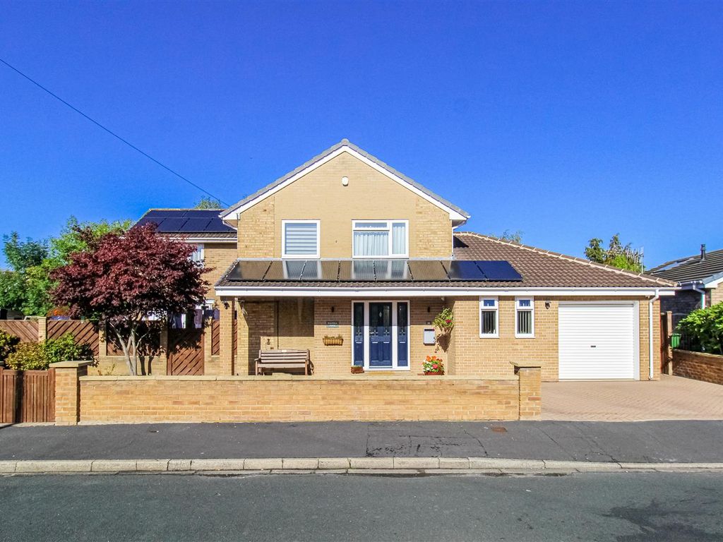 5 bed detached house for sale in Lennox Drive, Wakefield WF2 Zoopla