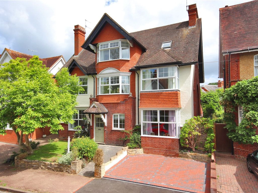 7 bed detached house for sale in Molyneux Park Road, Tunbridge Wells