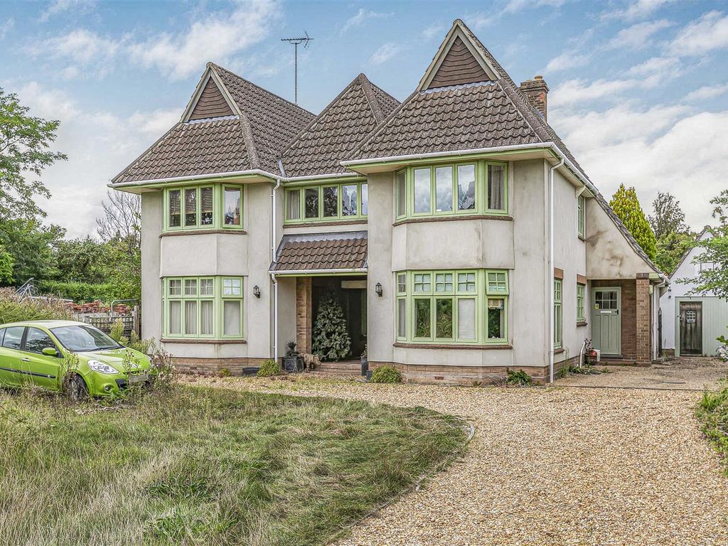 5 bed detached house for sale in Queen Ediths Way, Cherry Hinton