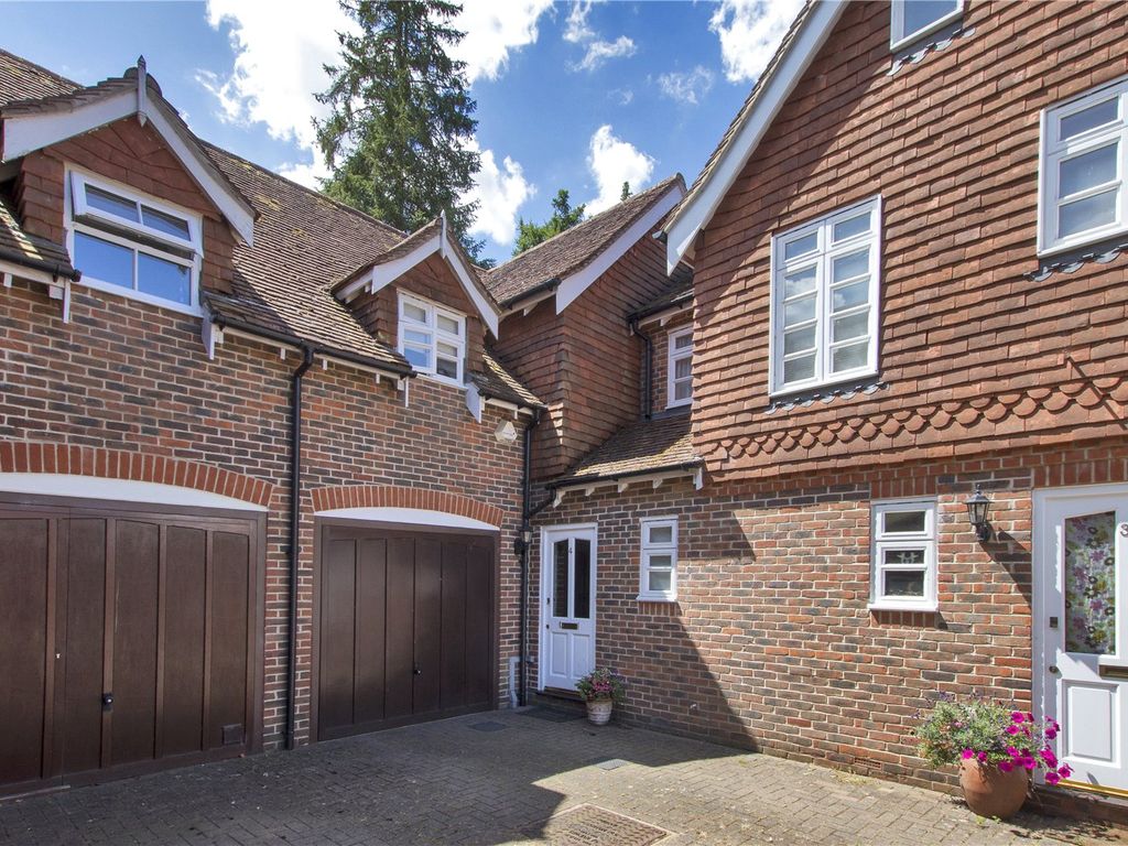 2 bed terraced house for sale in The Street, Plaxtol, Sevenoaks, Kent