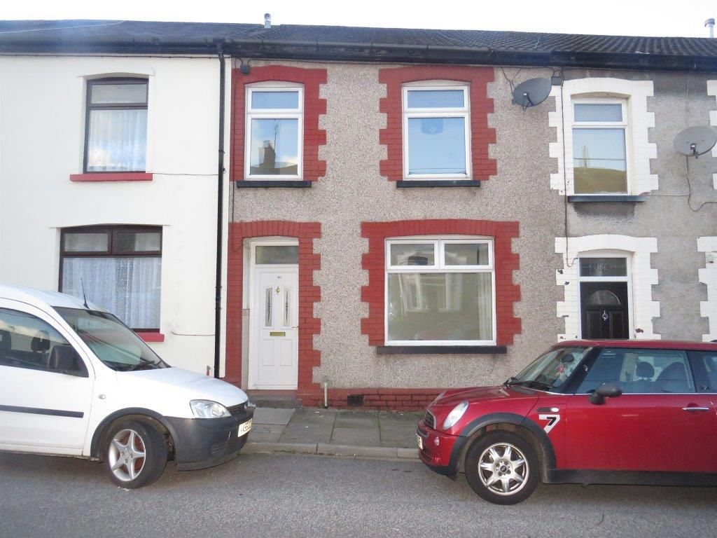 3 bed property to rent in Wood Street, Cilfynydd, Pontypridd CF37 Zoopla