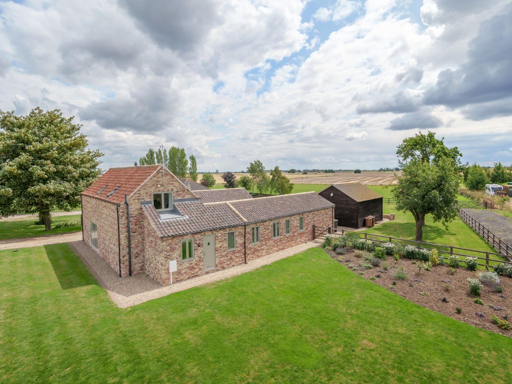 5 bed detached house for sale in Long Drove, Billinghay, Lincoln