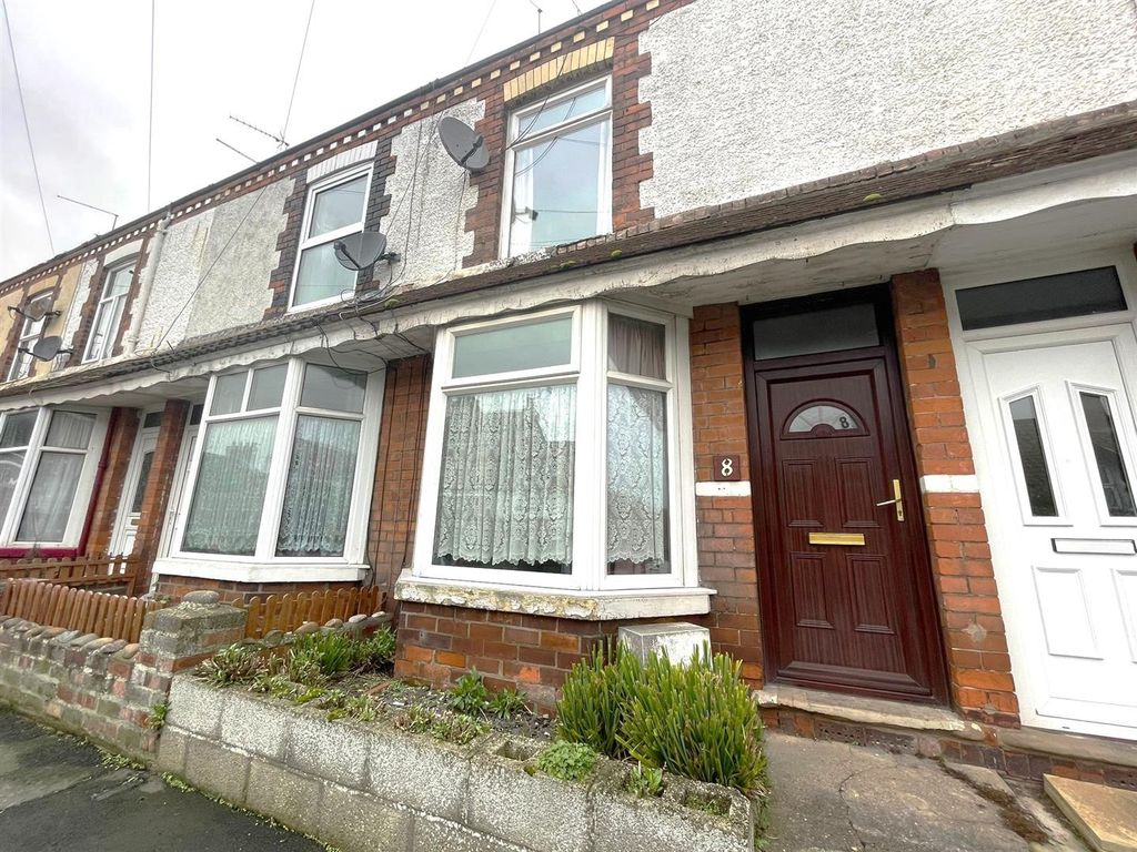 2 bed property for sale in Eastgate View, Hornsea HU18, £99,950 Zoopla