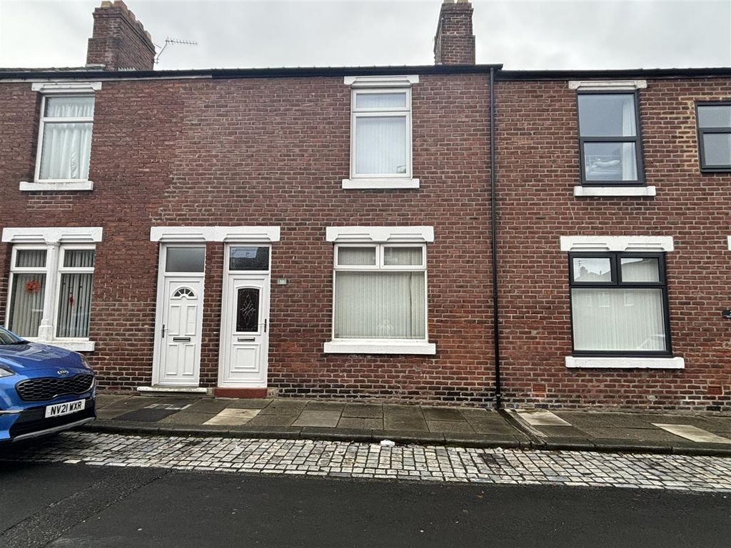 2 bed property to rent in Fleet Street, Auckland DL14, £575 pcm