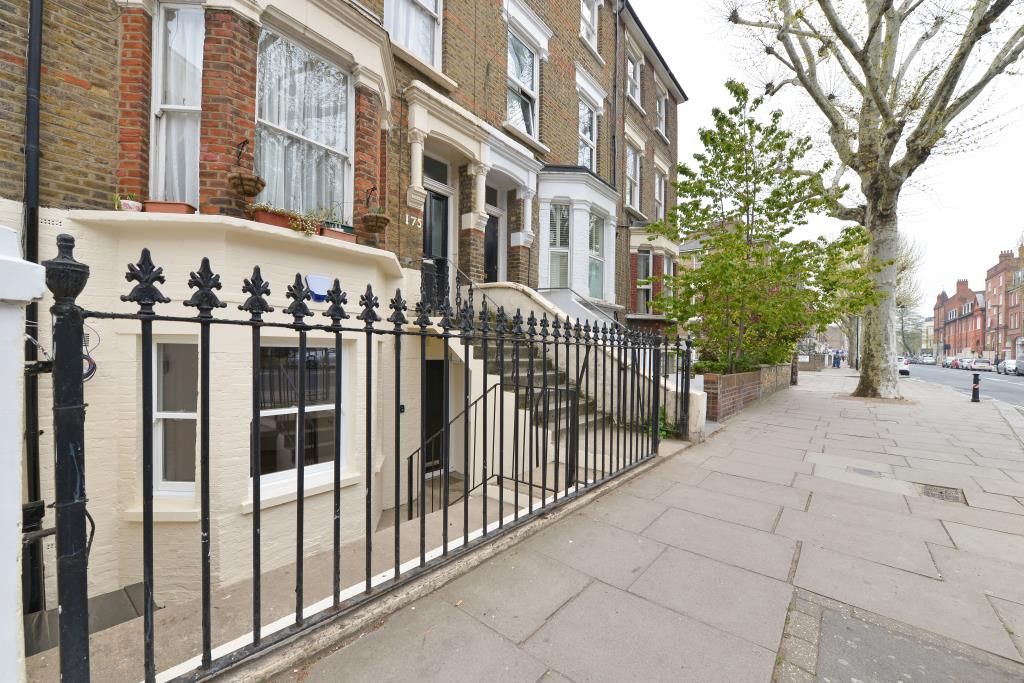 3 bed flat to rent in Shirland Road, Maida Vale W9 Zoopla