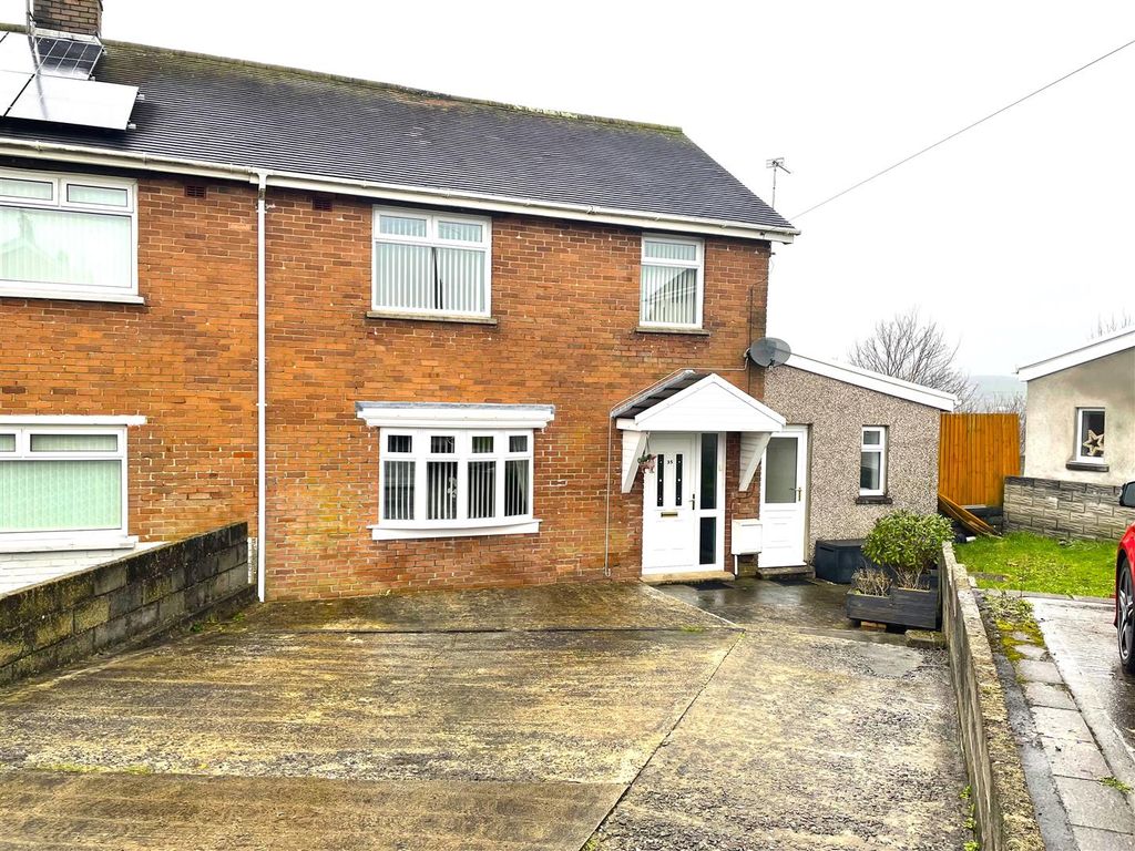 3 bed semidetached house for sale in Bryncoch, Llanelli SA14, £185,000