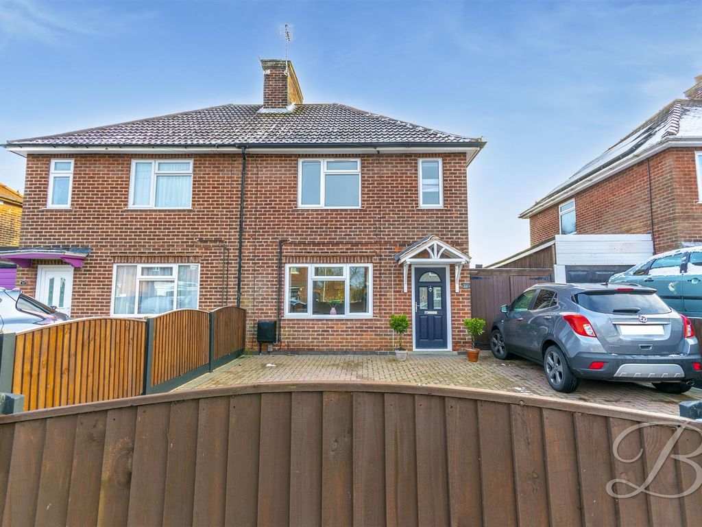3 bed semidetached house for sale in Barker Avenue, SuttonInAshfield