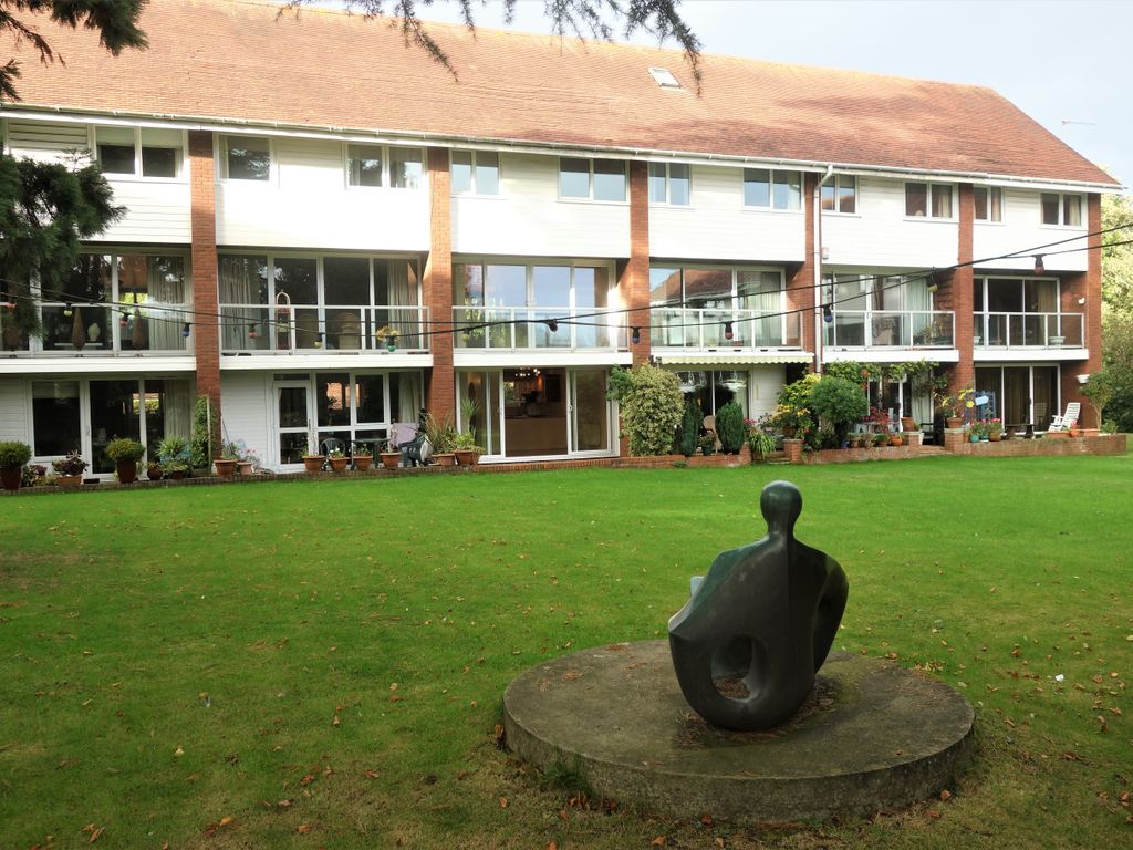 3 bed terraced house to rent in Roxburgh Garden Court, Plymouth Road, Penarth CF64 Zoopla