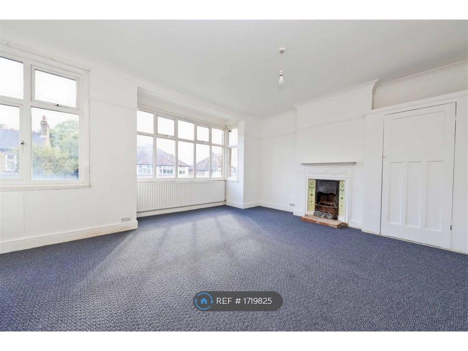 Room to rent in The Greenway, Uxbridge UB8 Zoopla