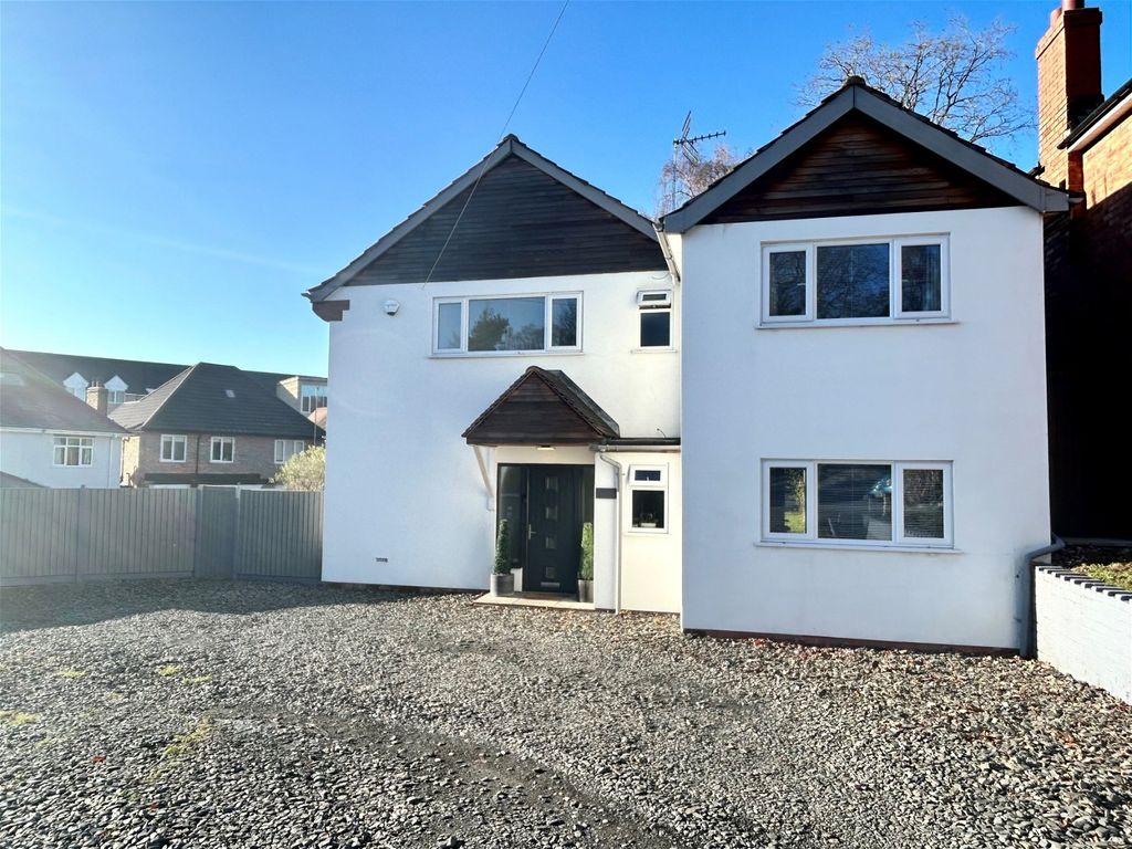 4 bed detached house for sale in Fernwood Road, Sutton Coldfield B73, £