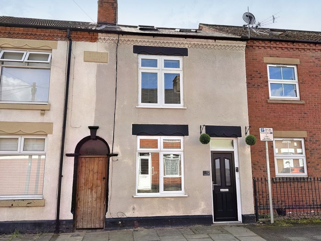 5 bed terraced house for sale in Orchard Street, Nuneaton CV11, £