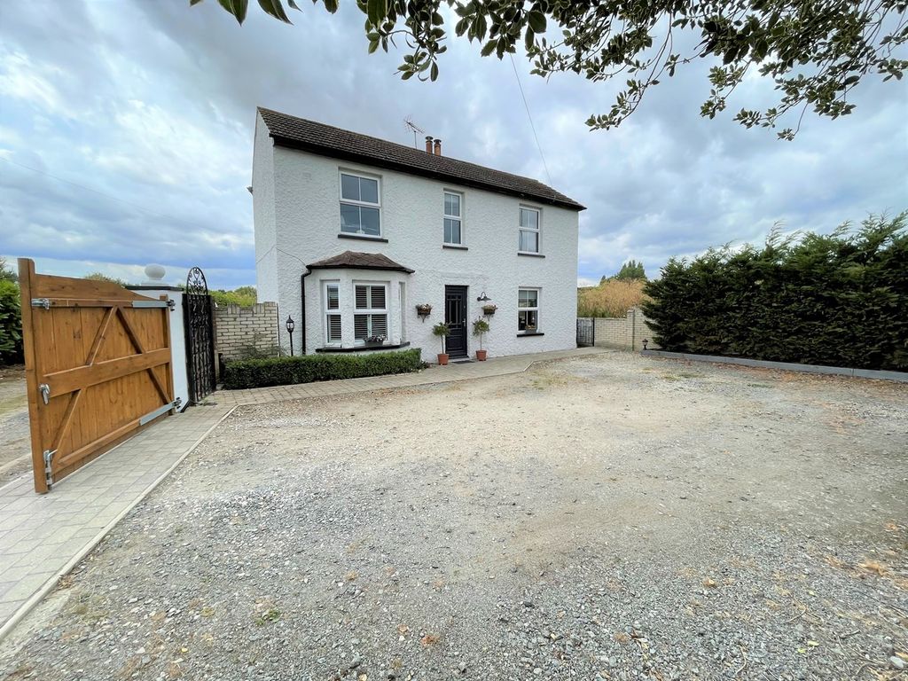 4 bed detached house for sale in London Road, Newington, Sittingbourne ME9 Zoopla