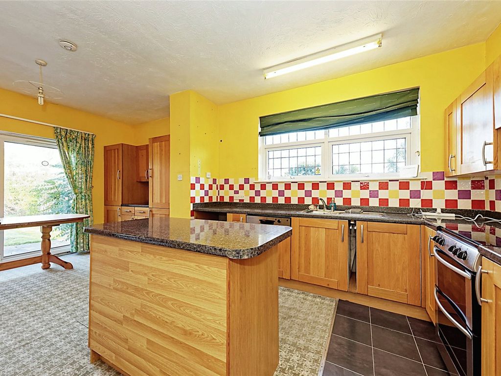 3 bed bungalow for sale in Cherry Avenue, Canterbury, Kent CT2 Zoopla