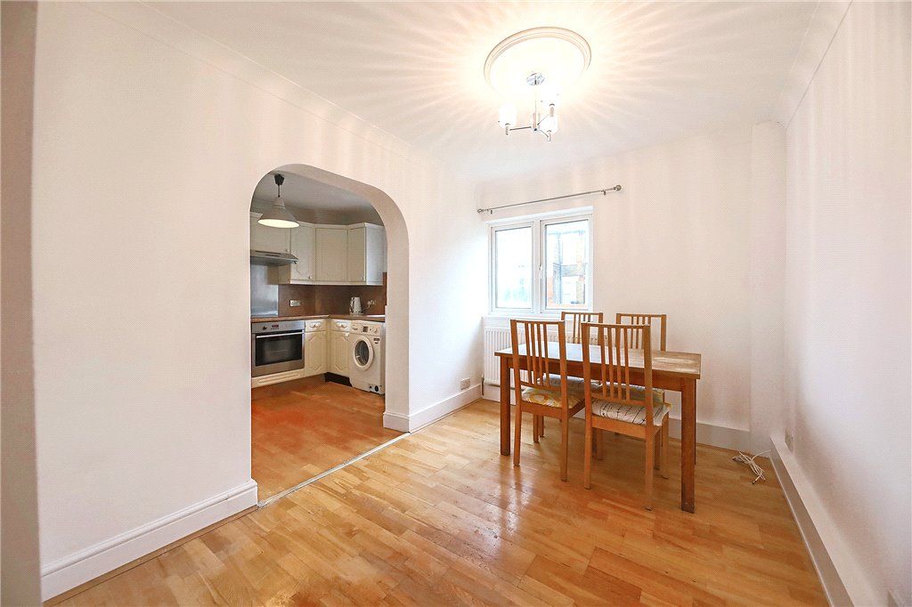 2 bed detached house for sale in Darwin Road, Northfields, London W5, £