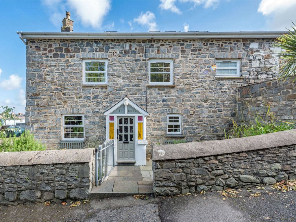 5 bed detached house for sale in Towyn Road, New Quay, Ceredigion SA45