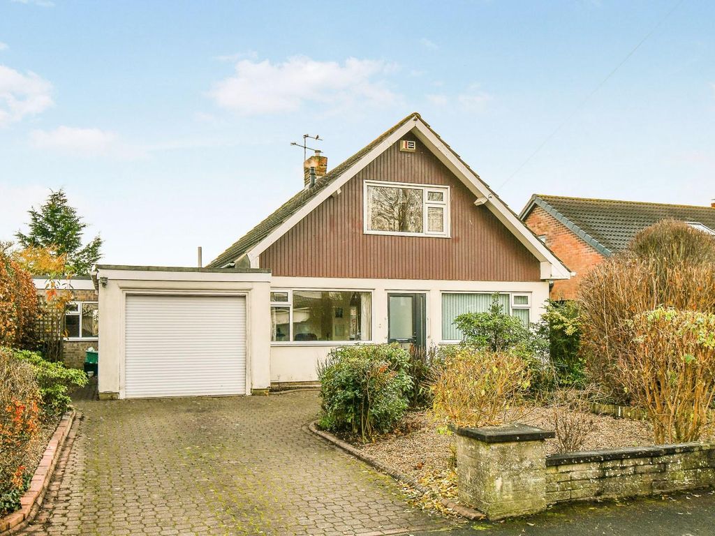 3 bed detached bungalow for sale in Beech Way, Upper Poppleton, York