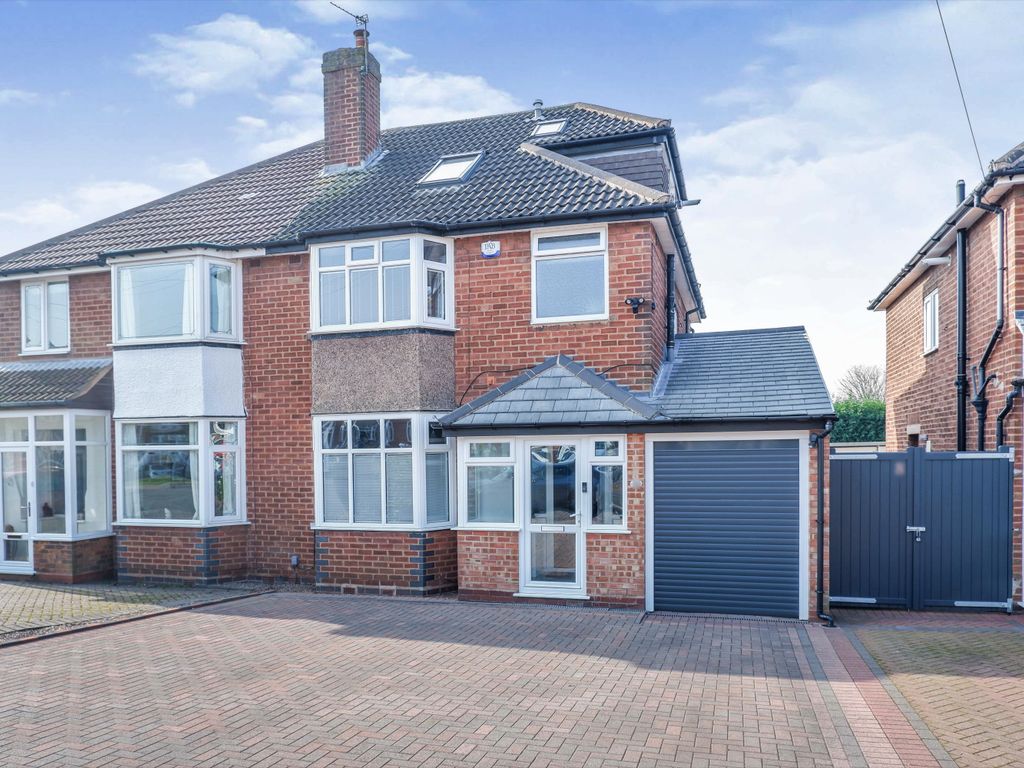 4 bed semidetached house for sale in Finch Drive, Streetly, Sutton Coldfield B74 Zoopla