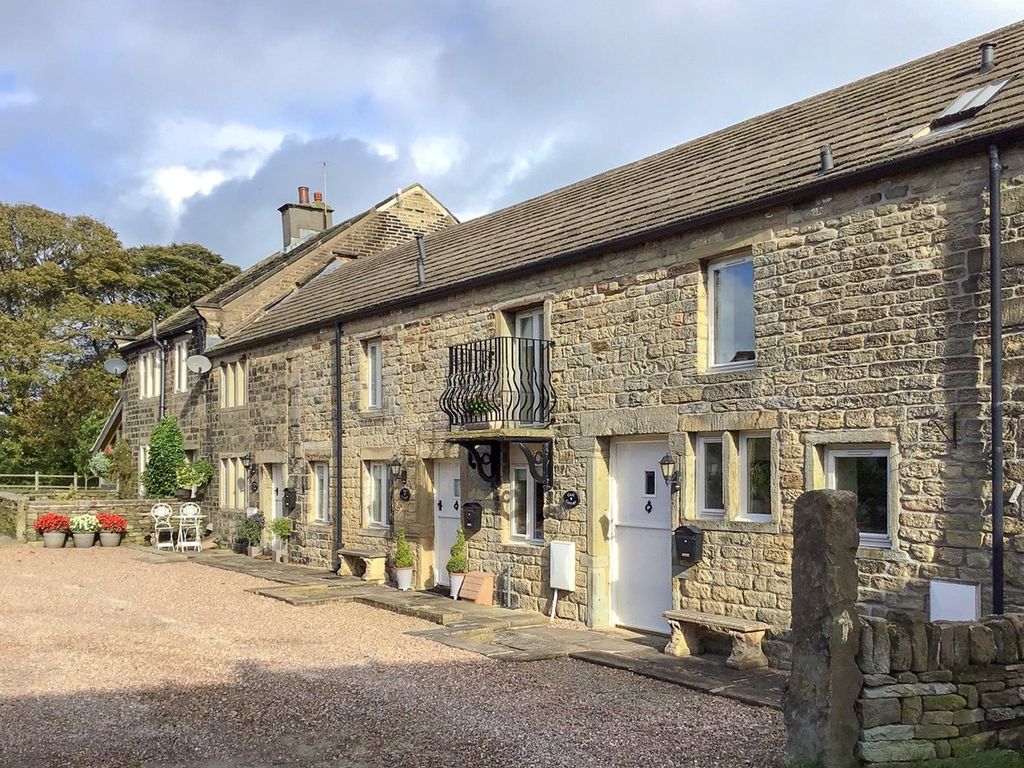 2 bed cottage to rent in The Village, Farnley Tyas, Huddersfield HD4