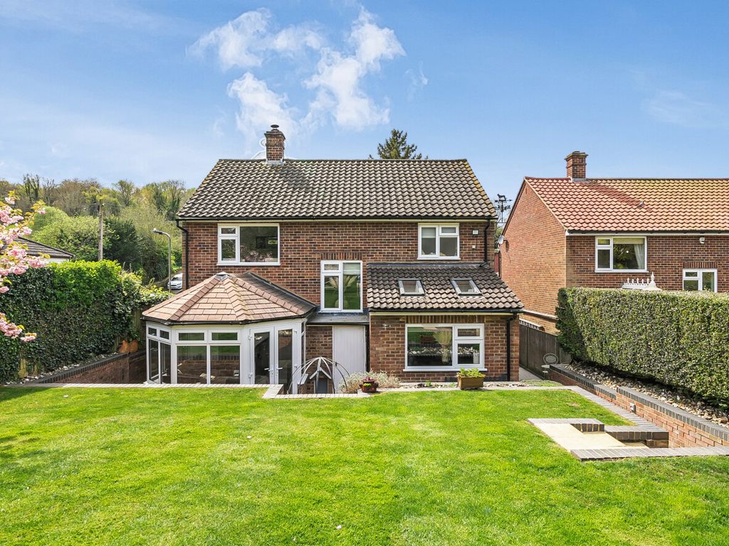 4 bed detached house for sale in Rushmore Hill, Pratts Bottom