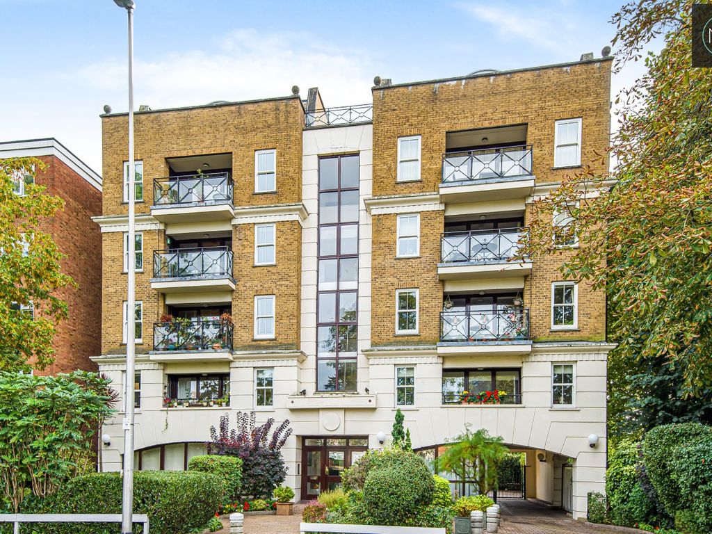 2 bed flat for sale in Orestes Court, Woodford Road, South Woodford