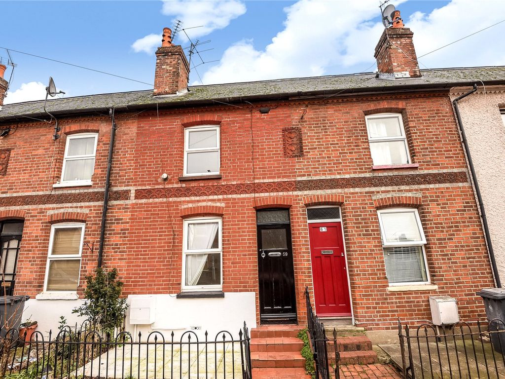 3 bed terraced house to rent in Elgar Road, Reading, Berkshire RG2 Zoopla