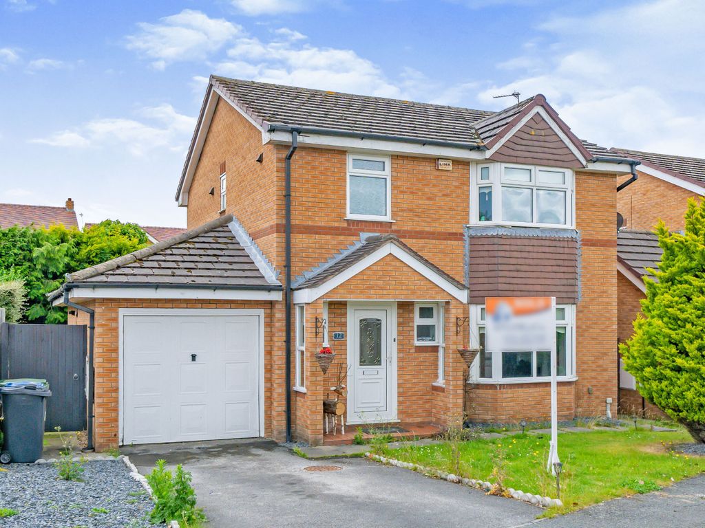 3 bed detached house for sale in New Widnes, Cheshire WA8 Zoopla