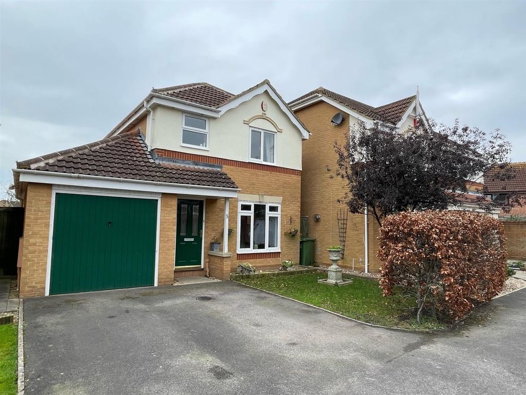 3 bed detached house for sale in Bathurst Close, BurnhamOnSea TA8, £