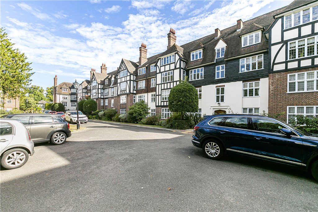 4 bed flat to rent in Wildcroft Road, Putney SW15 Zoopla