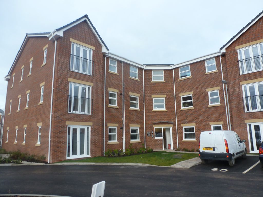 2 bed flat to rent in Hirwaun, Pentre Bach, Wrexham LL11 Zoopla