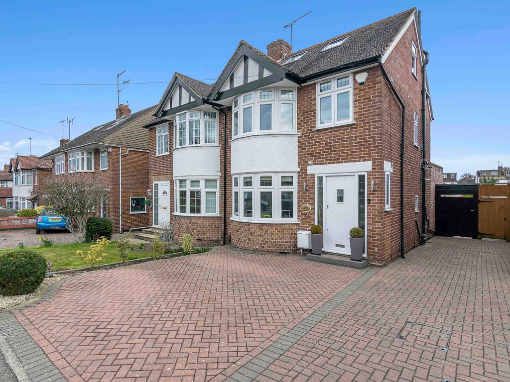 4 bed semidetached house for sale in Borough Way, Potters Bar EN6 Zoopla