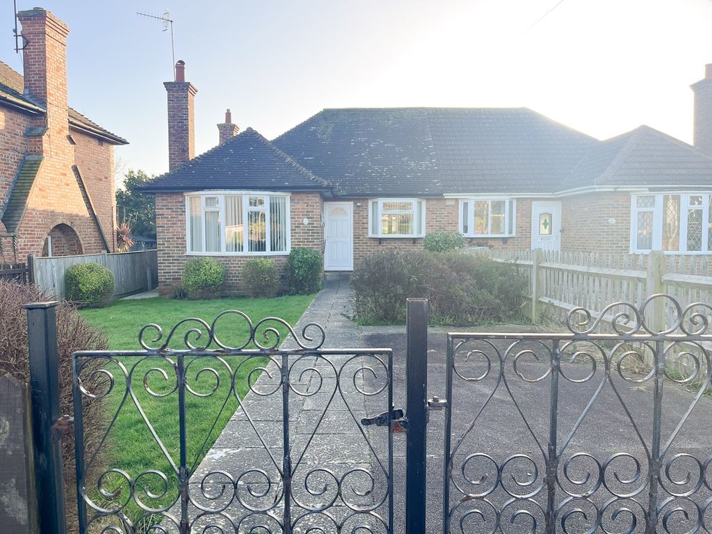 2 bed semidetached bungalow for sale in Bancroft Road, BexhillOnSea