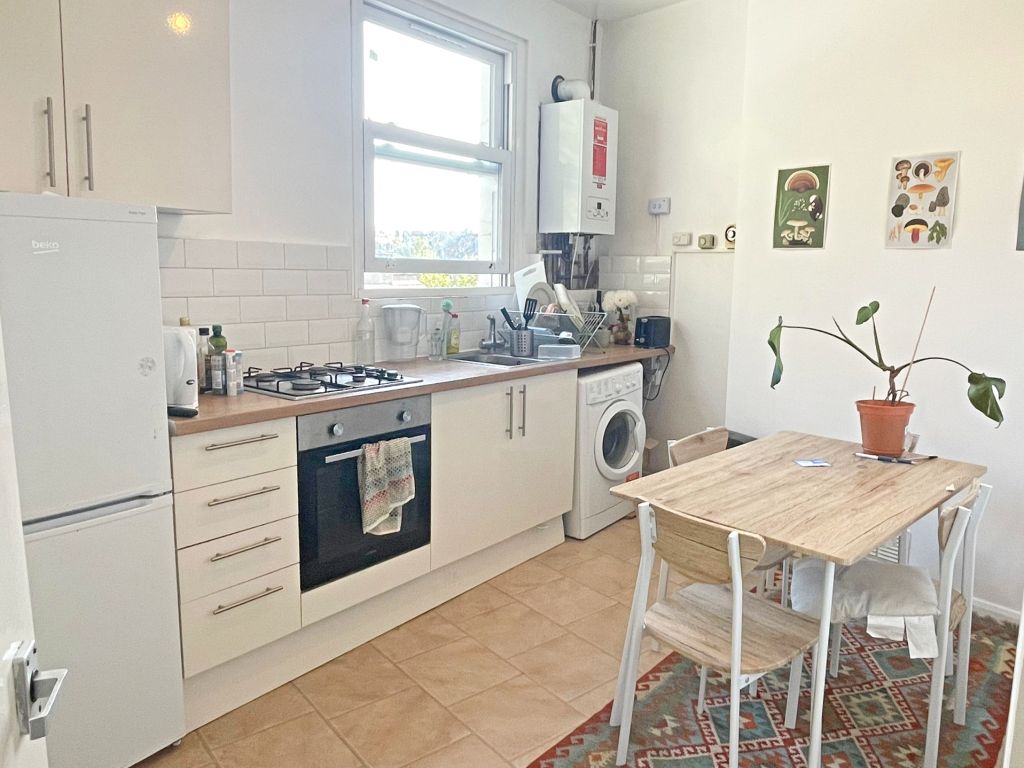 1 bed flat to rent in Lower Clapton Road, Hackney E5, £1,600 pcm Zoopla