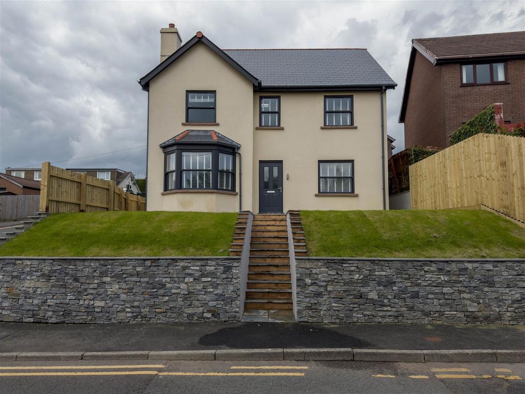 5 bed property for sale in Llanover Road, Blaenavon, Pontypool NP4 Zoopla