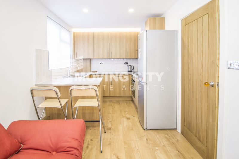 2 bed flat to rent in Fellows Court, Weymouth Terrace, Shoreditch