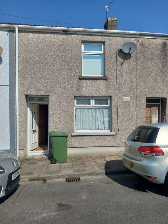 2 bed terraced house to rent in Thomas Street, Aberdare CF44 Zoopla