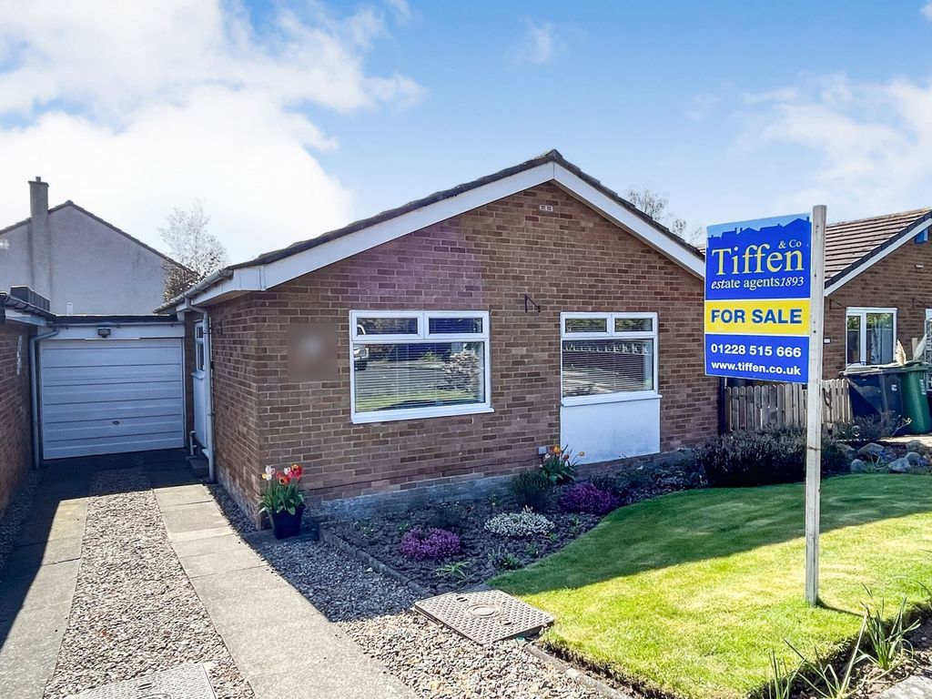 2 bed detached bungalow for sale in Burnsall Close, Carlisle CA2 Zoopla