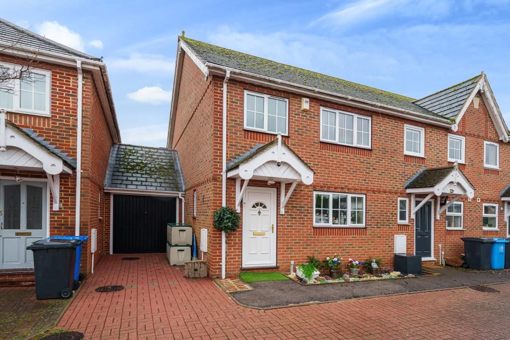 3 bed terraced house for sale in Windsor, Berkshire SL4, £435,000 Zoopla