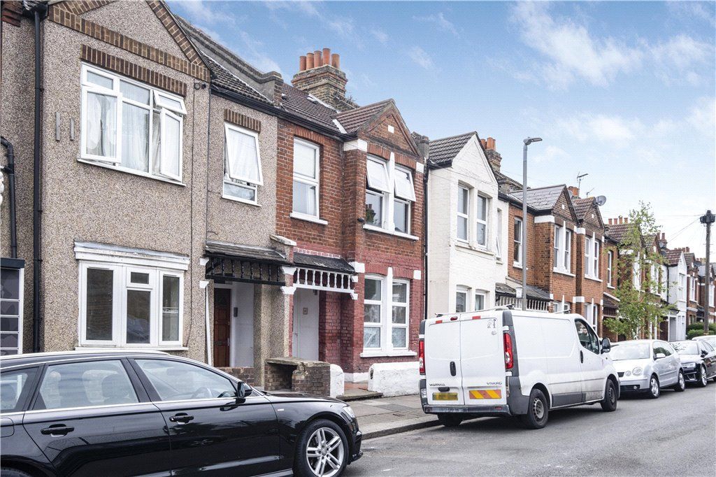 Fernthorpe Road, London SW16