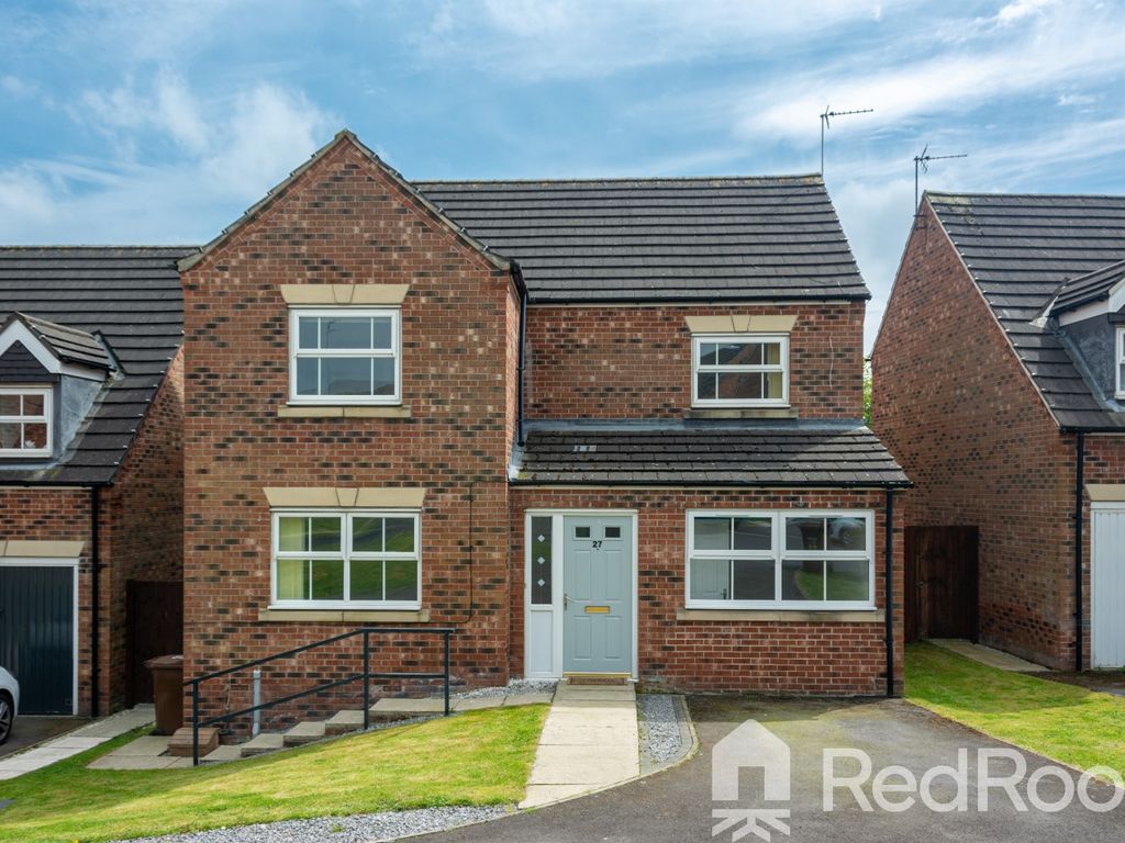 4 bed detached house for sale in Longworth Road, Hemsworth, Pontefract