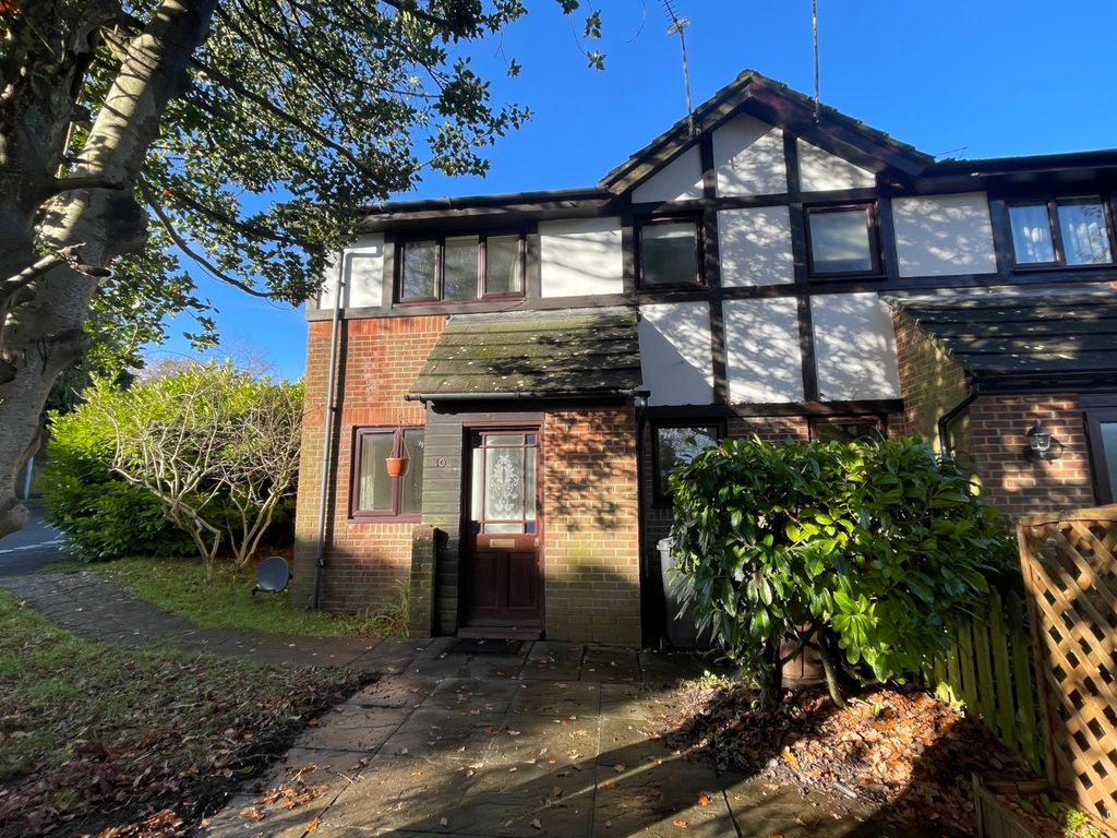 1 bed semidetached house for sale in Montargis Way, Crowborough, East