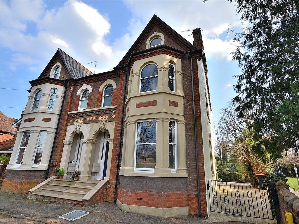 Grove Road, Leighton Buzzard, Bedfordshire LU7  