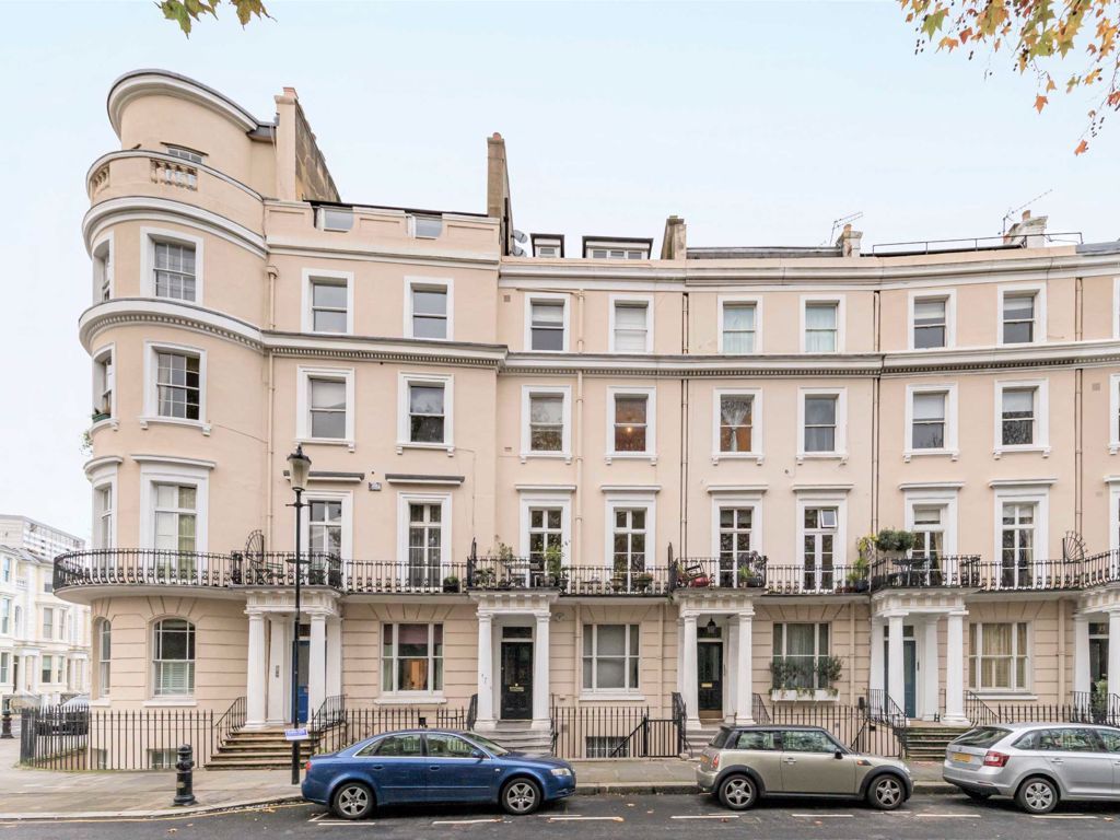 1 bed flat for sale in Royal Crescent, London W11 Zoopla