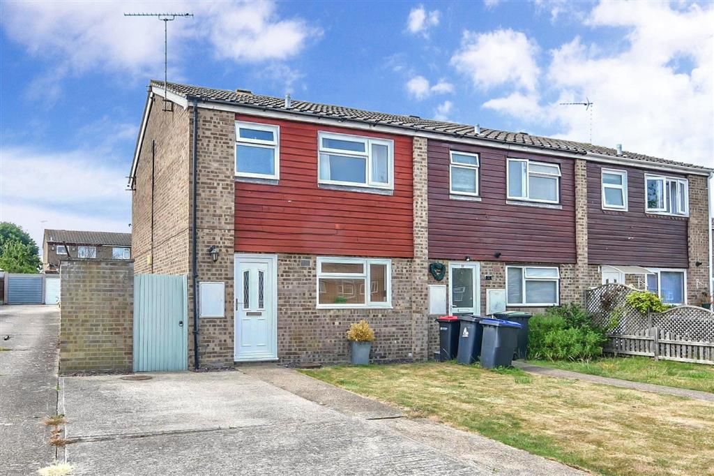 3 bed end terrace house for sale in Norton Avenue, Herne Bay, Kent CT6
