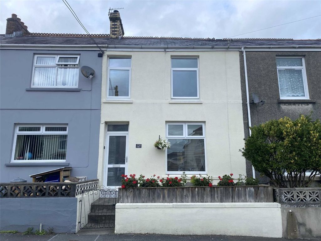 3 bed terraced house for sale in Abergwili Road, Carmarthen