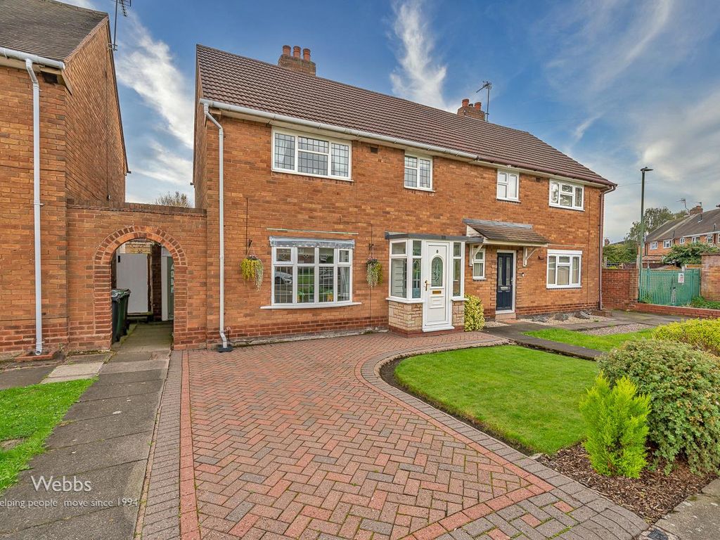 3 bed semidetached house for sale in Grenfell Road, Walsall WS3, £