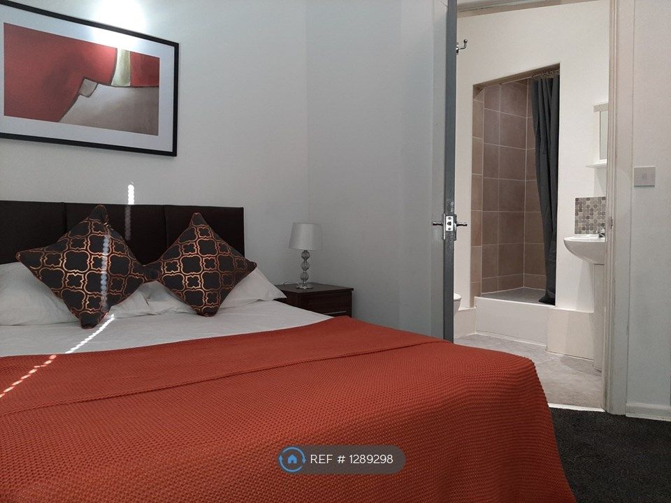 Room to rent in Doncaster Road, Barnsley S70 Zoopla