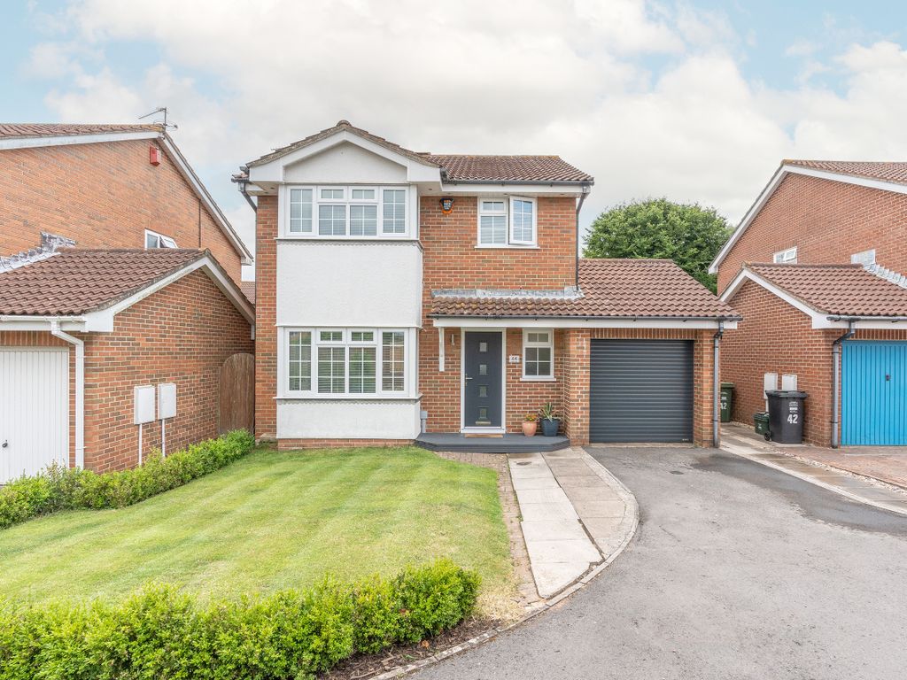 3 bed detached house for sale in Merlin Park, Portishead, Bristol BS20