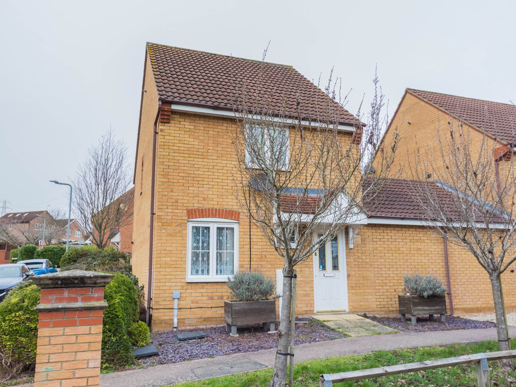 3 bed detached house for sale in Randall Close, Irthlingborough