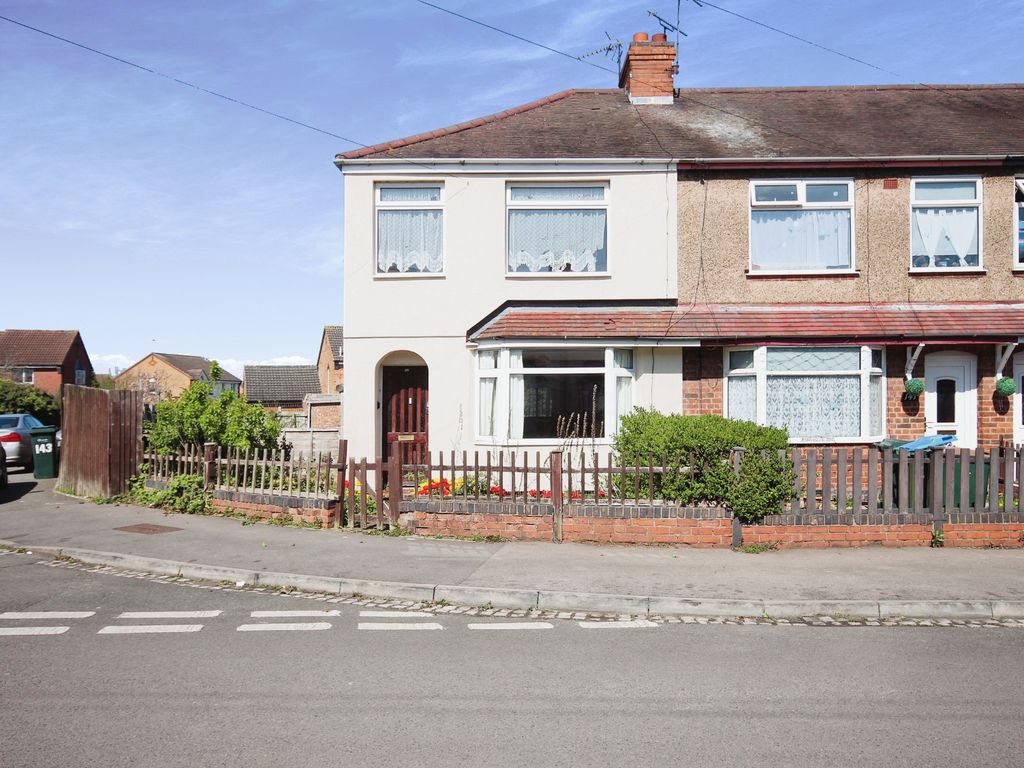 3 bed end terrace house for sale in Meadow Road, Holbrooks, Coventry