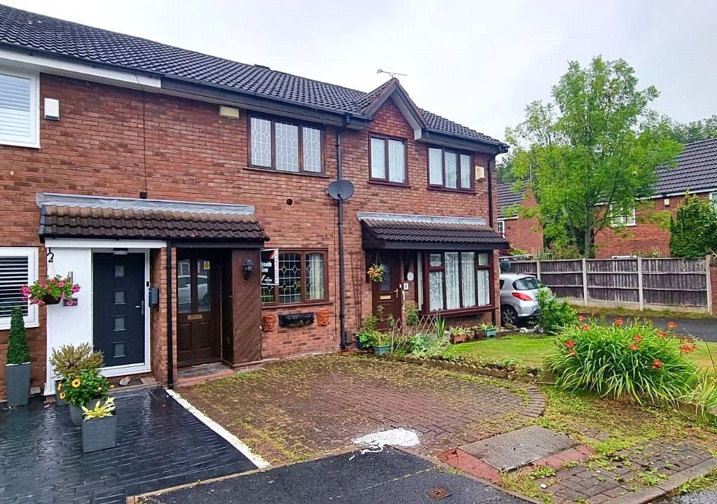 2 Bed Terraced House For Sale In Tweedsmuir Close Fearnhead